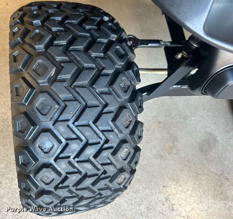 image for item NO9502 EZ-GO golf cart