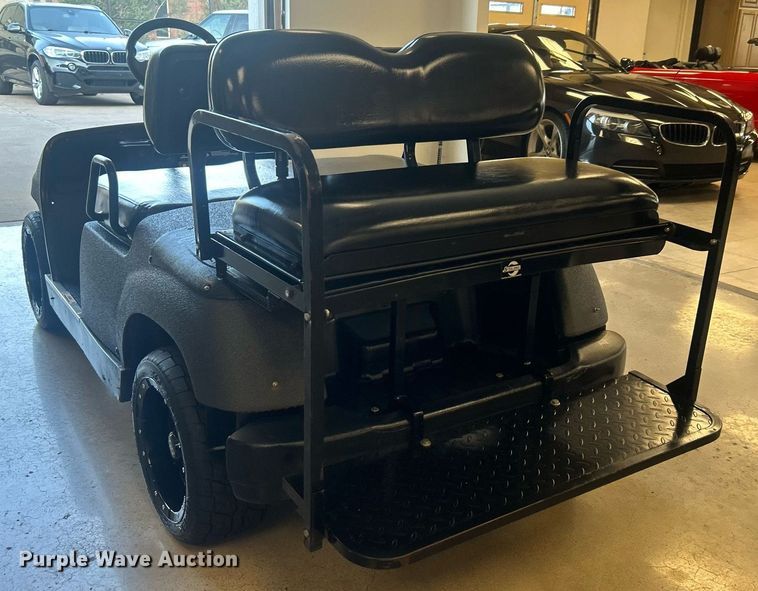 image for item NO9504 Yamaha golf cart