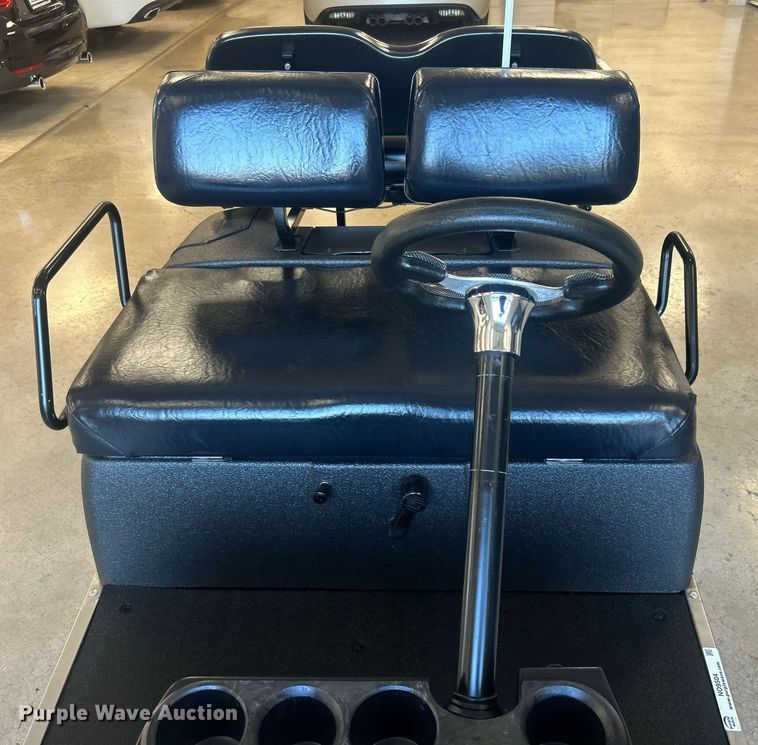 image for item NO9504 Yamaha golf cart