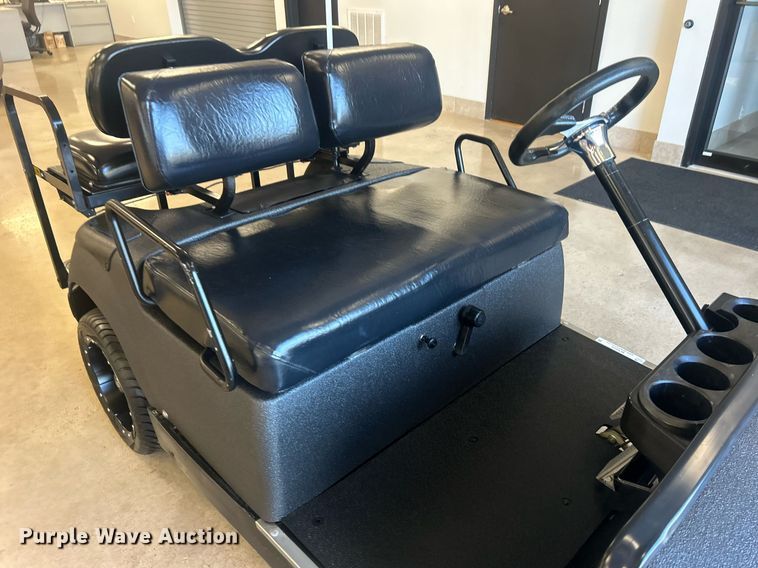 image for item NO9504 Yamaha golf cart