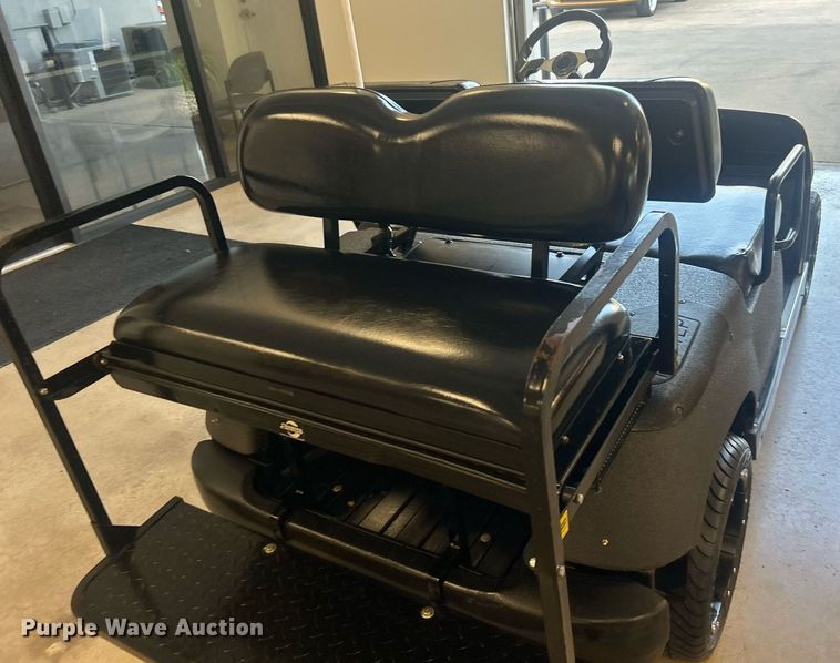 image for item NO9504 Yamaha golf cart