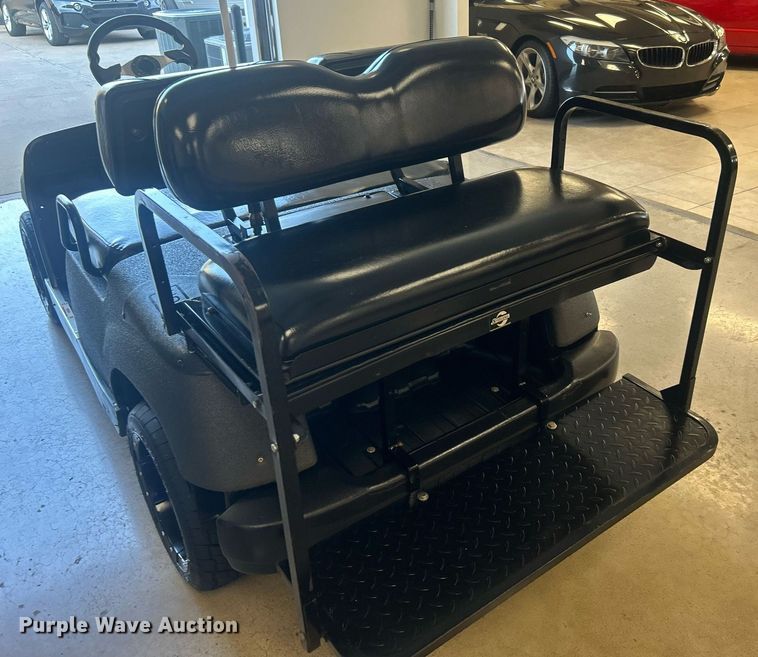 image for item NO9504 Yamaha golf cart