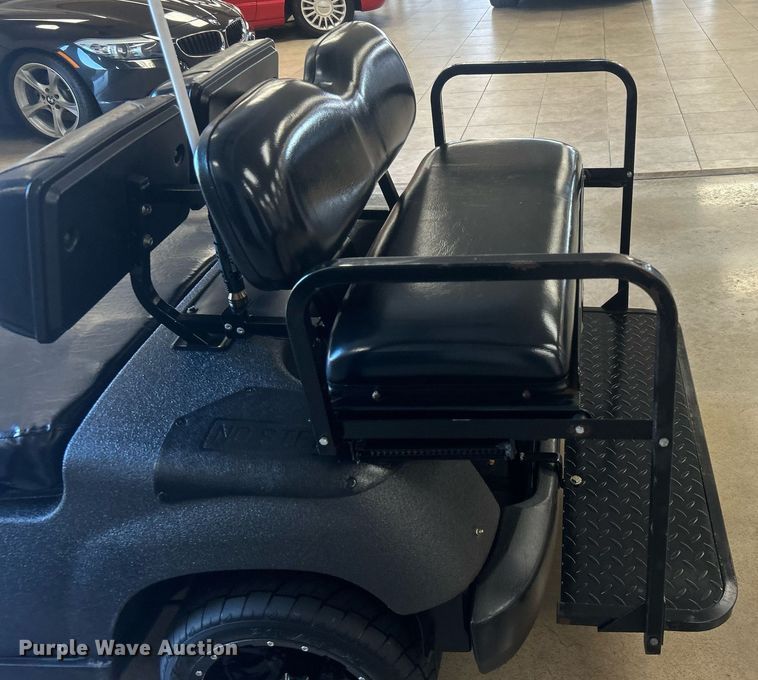 image for item NO9504 Yamaha golf cart