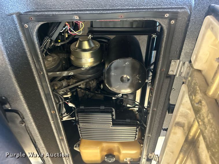 image for item NO9504 Yamaha golf cart