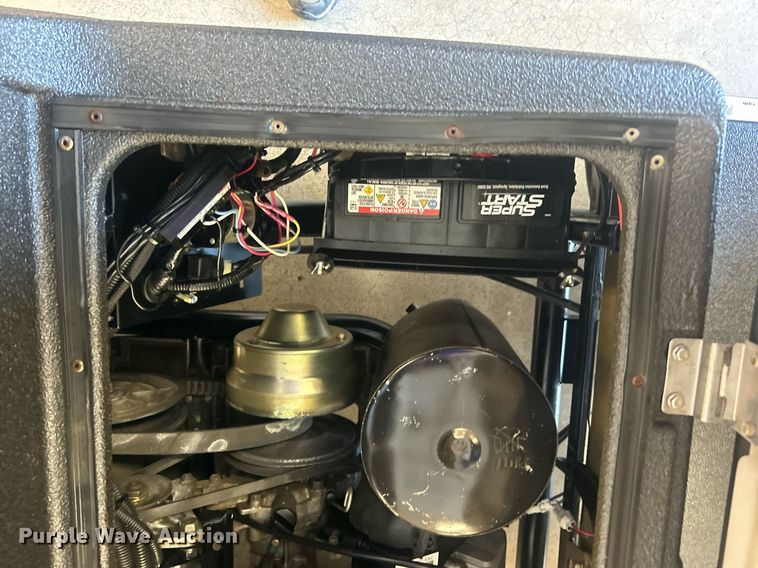 image for item NO9504 Yamaha golf cart