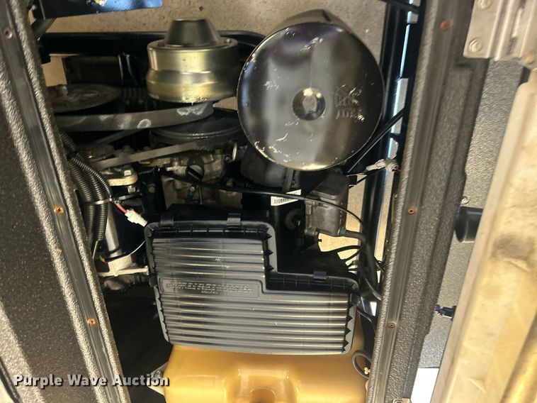 image for item NO9504 Yamaha golf cart