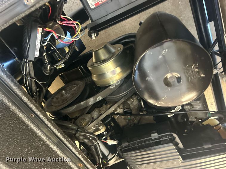 image for item NO9504 Yamaha golf cart