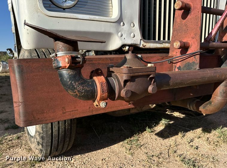 image for item DD3298 1978 Mack water truck