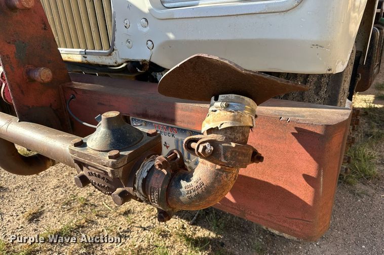 image for item DD3298 1978 Mack water truck