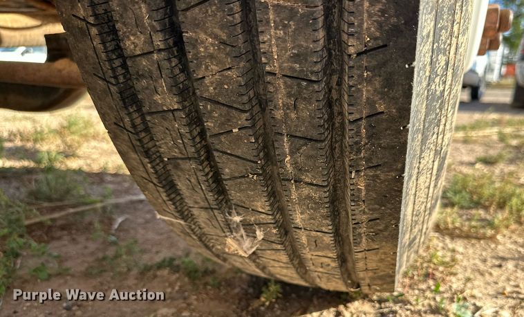 image for item DD3298 1978 Mack water truck