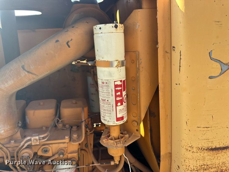 image for item DD3350 Case  585E forklift