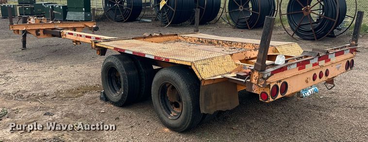 image for item DD3357 2003 Butler pole trailer