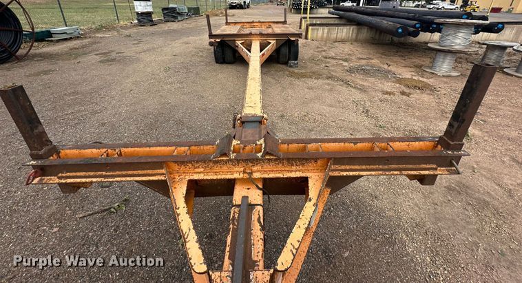 image for item DD3357 2003 Butler pole trailer