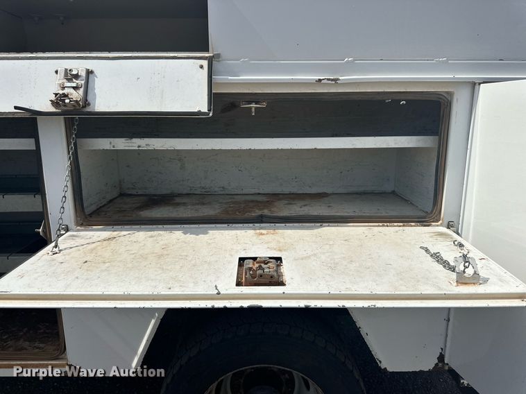 image for item DD3358 2017 Ford F550 Super Duty XL bucket truck