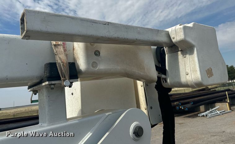 image for item DD3358 2017 Ford F550 Super Duty XL bucket truck