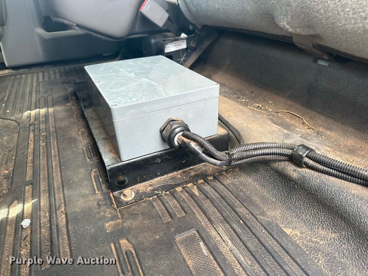 image for item DD3358 2017 Ford F550 Super Duty XL bucket truck