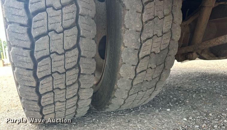 image for item DD3358 2017 Ford F550 Super Duty XL bucket truck