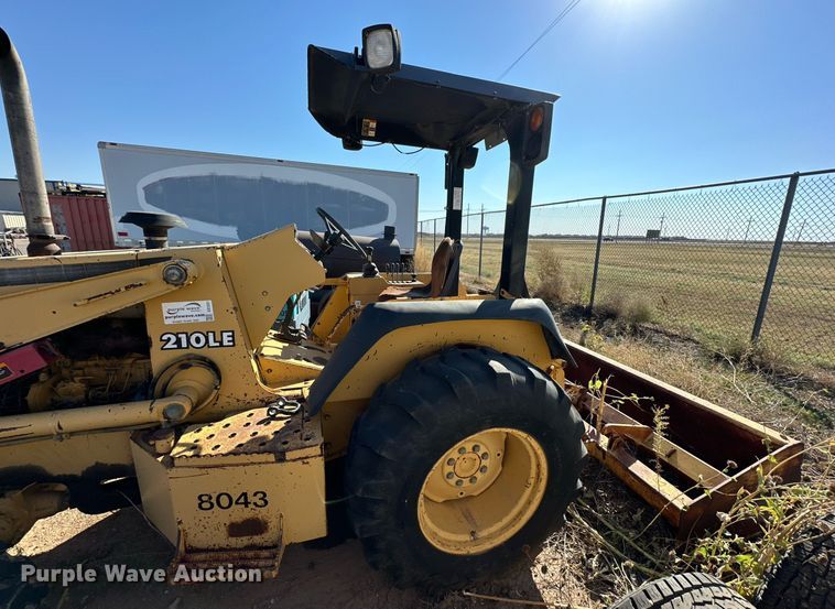 image for item DD3381 John Deere 210LE landscape tractor