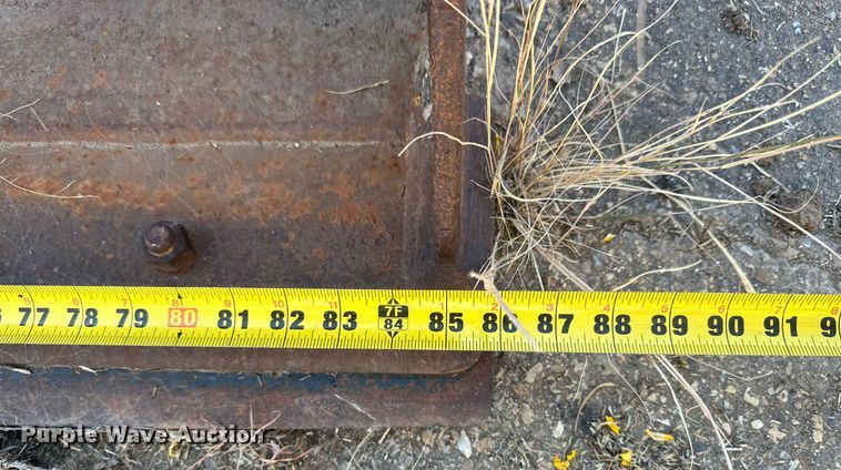 image for item DD3381 John Deere 210LE landscape tractor