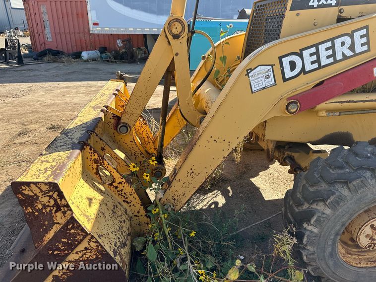 image for item DD3381 John Deere 210LE landscape tractor