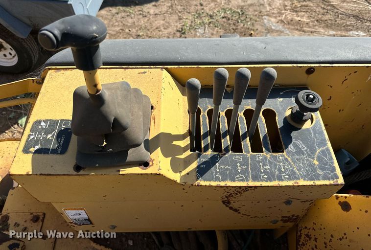 image for item DD3381 John Deere 210LE landscape tractor