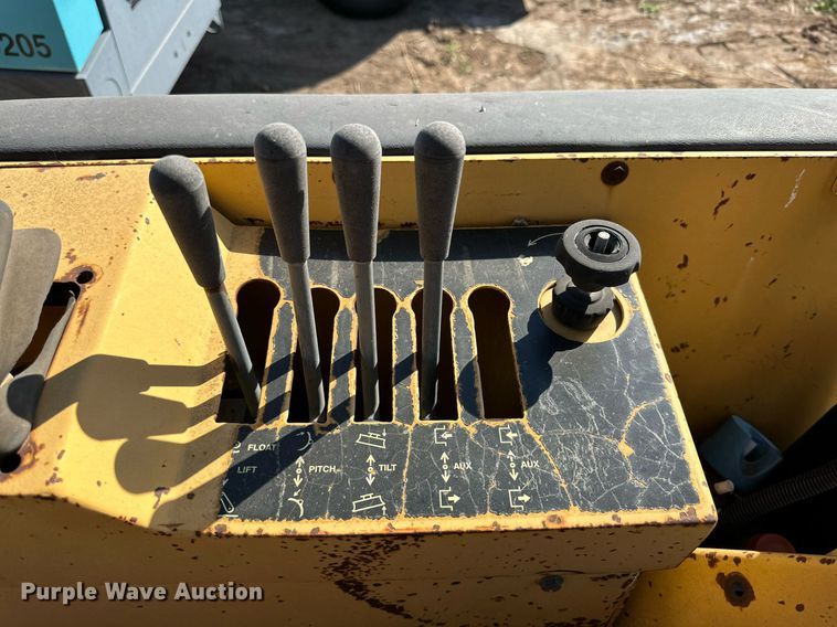 image for item DD3381 John Deere 210LE landscape tractor