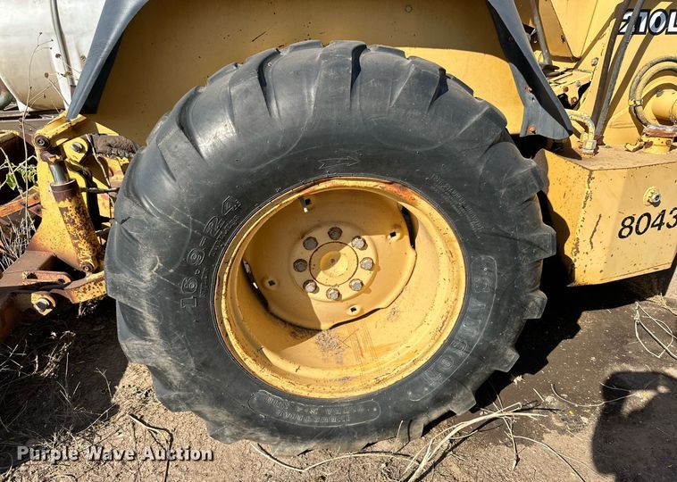 image for item DD3381 John Deere 210LE landscape tractor