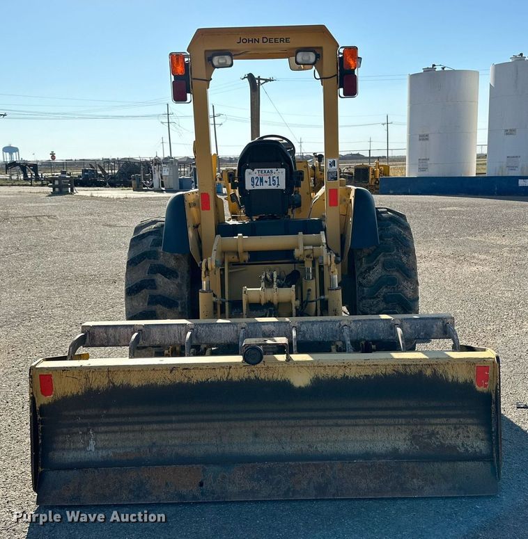 image for item DD3382 2006 John Deere 210LE landscape tractor