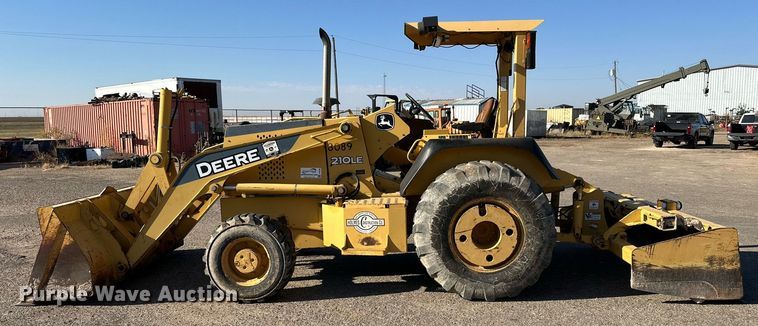 image for item DD3382 2006 John Deere 210LE landscape tractor