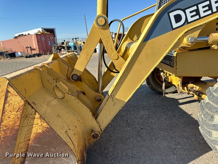 image for item DD3382 2006 John Deere 210LE landscape tractor