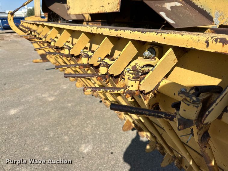 image for item DD3383 W.H. MFG chip spreader