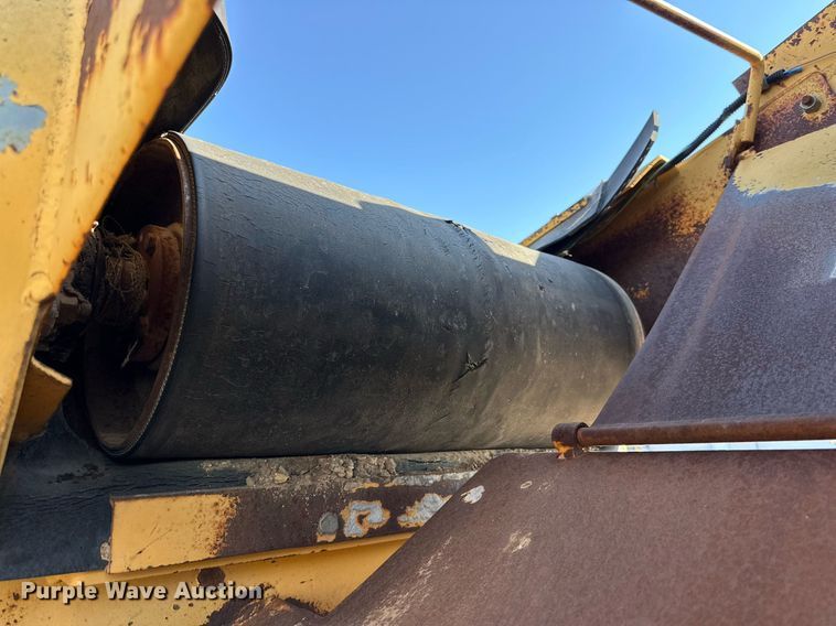 image for item DD3383 W.H. MFG chip spreader