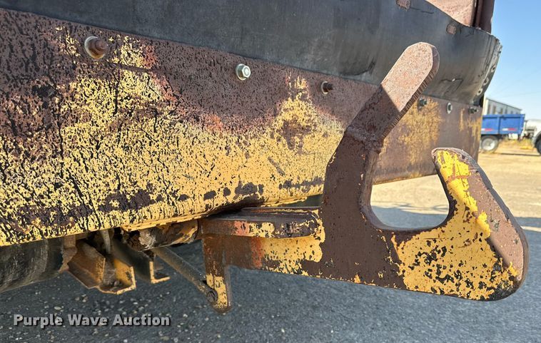 image for item DD3383 W.H. MFG chip spreader