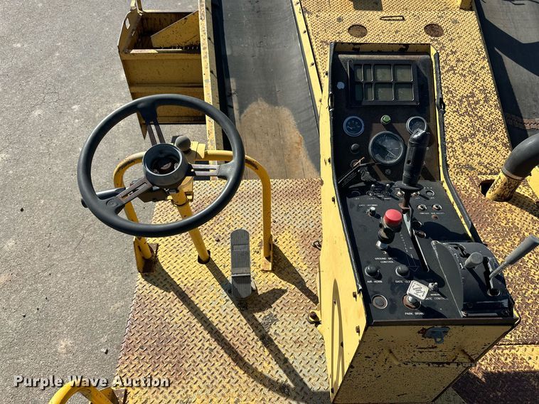 image for item DD3383 W.H. MFG chip spreader