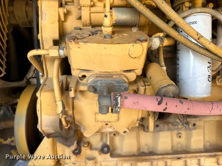 image for item DD3383 W.H. MFG chip spreader