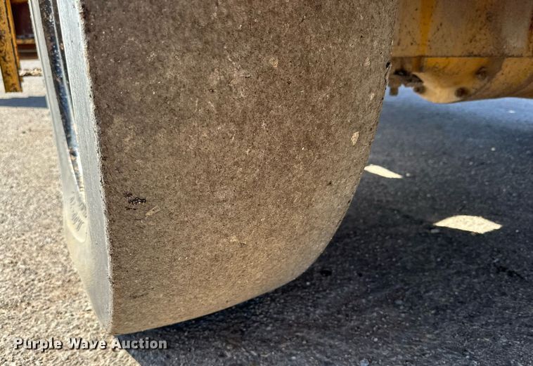 image for item DD3383 W.H. MFG chip spreader