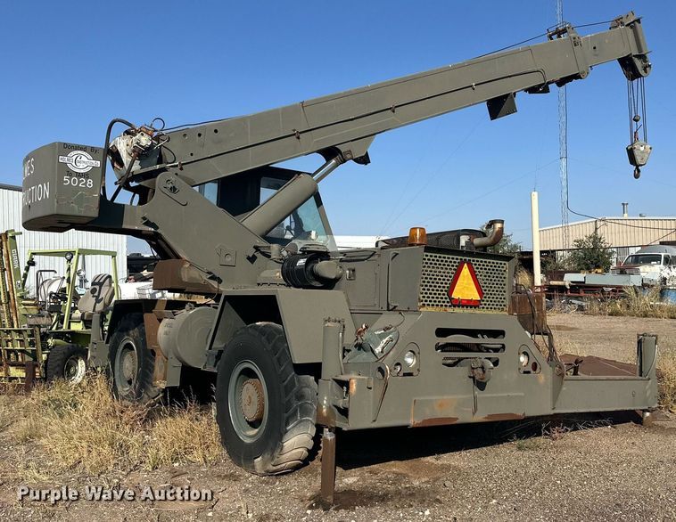 image for item DD3384 1987 Koehring LRT-180A crane