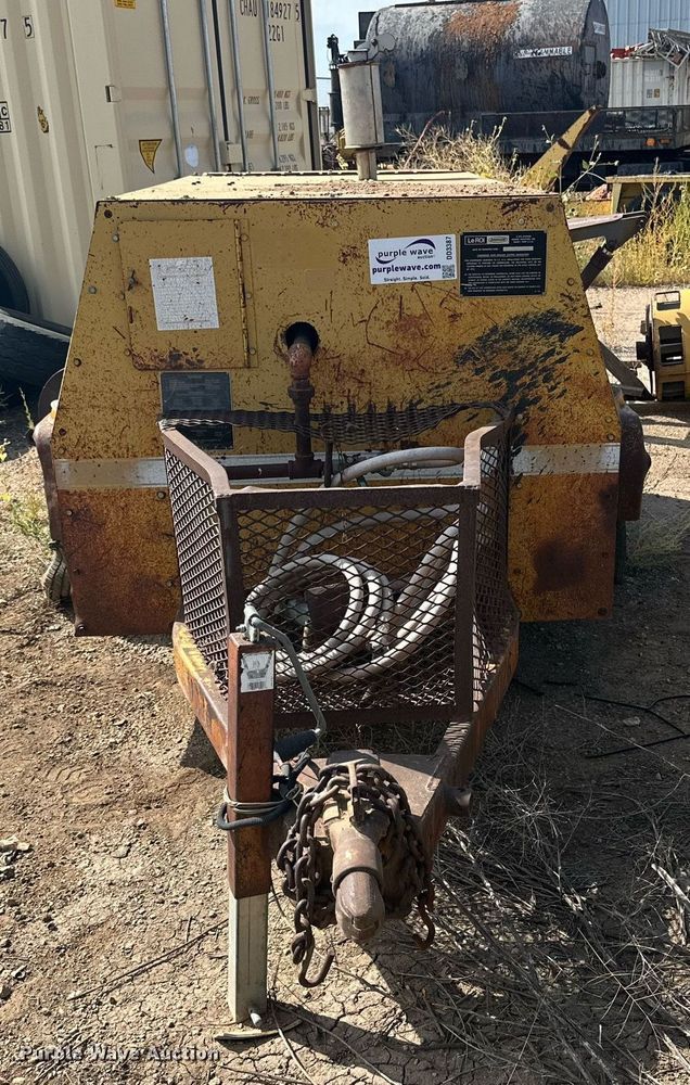 image for item DD3387 1988 LeRoi air compressor