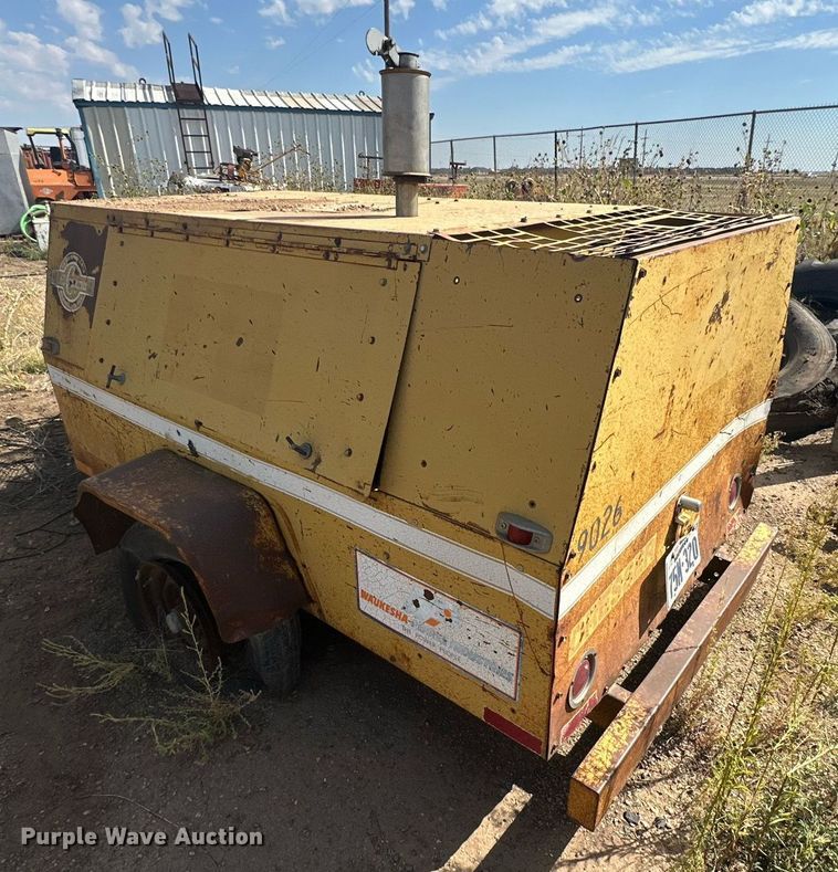 image for item DD3387 1988 LeRoi air compressor