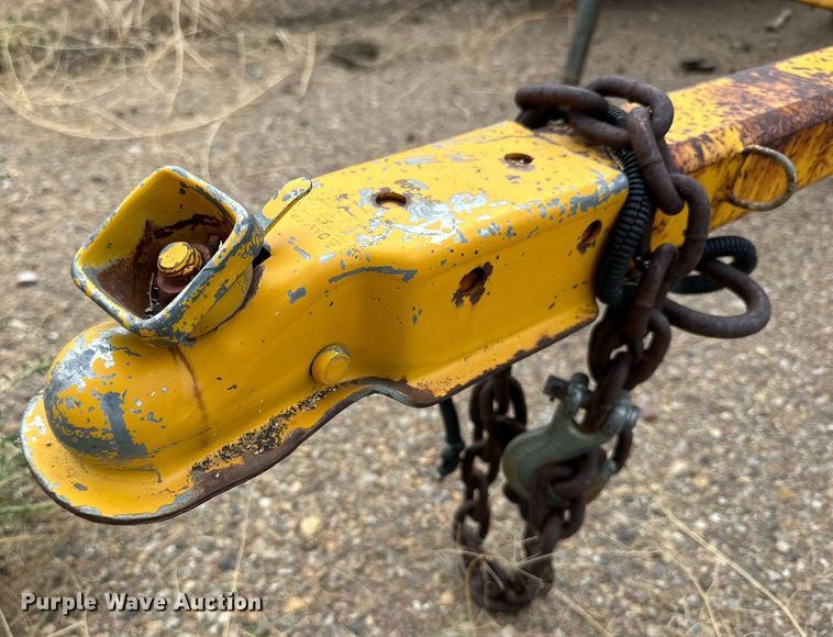 image for item DD3395 American Signal message board trailer 