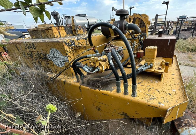 image for item DD3396 Blaw-Knox sealcoat squeegee machine