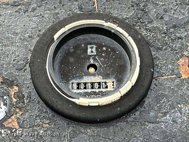 image for item DD3396 Blaw-Knox sealcoat squeegee machine