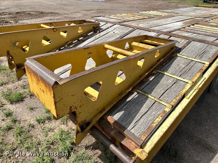 image for item DG4498 1997 Trail King equipment trailer