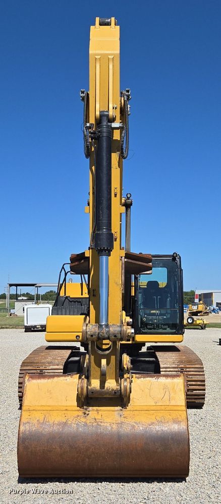 image for item DI6281 2019 Caterpillar 330 excavator