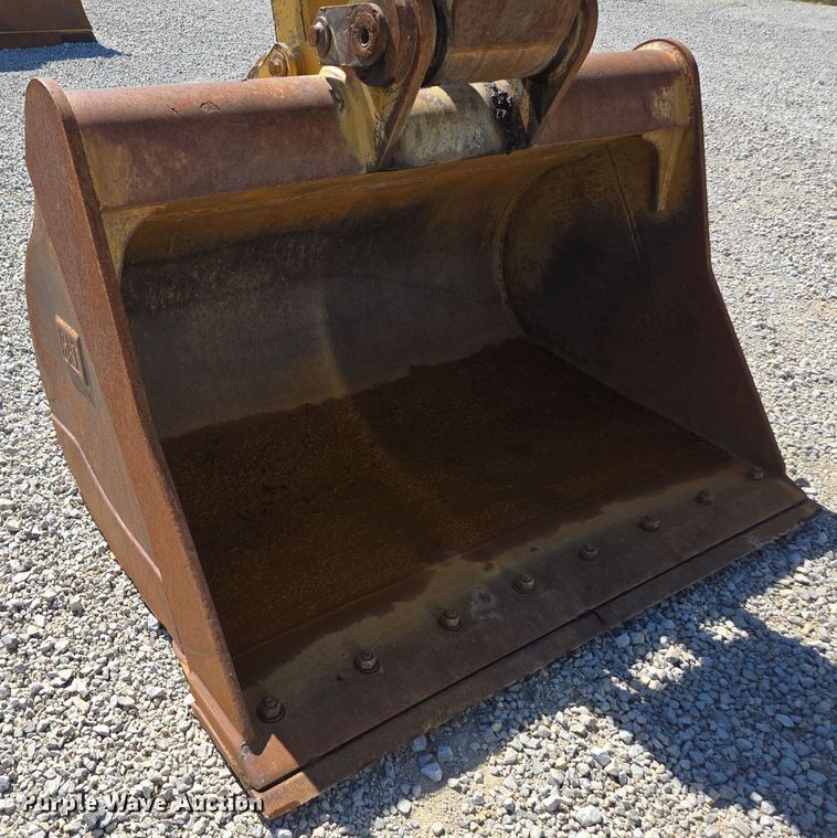 image for item DI6281 2019 Caterpillar 330 excavator