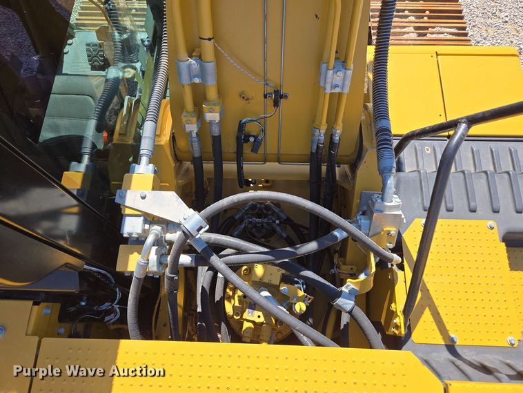 image for item DI6281 2019 Caterpillar 330 excavator