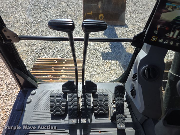 image for item DI6281 2019 Caterpillar 330 excavator