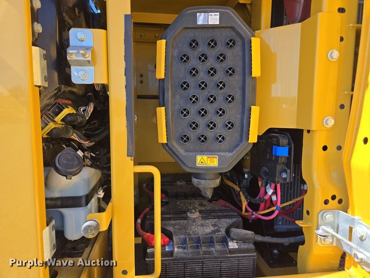 image for item DI6281 2019 Caterpillar 330 excavator