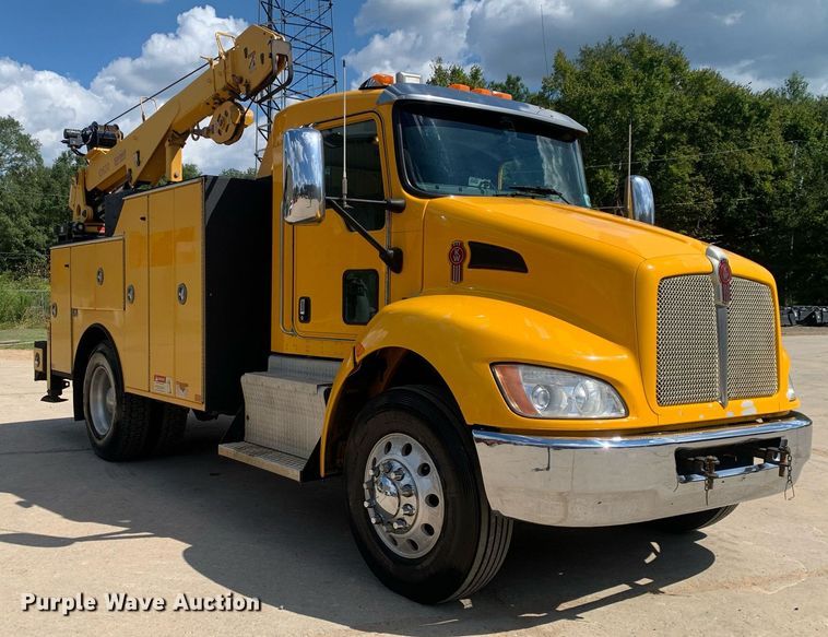 image for item DM1821 2014 Kenworth  T270 utility / service truck
