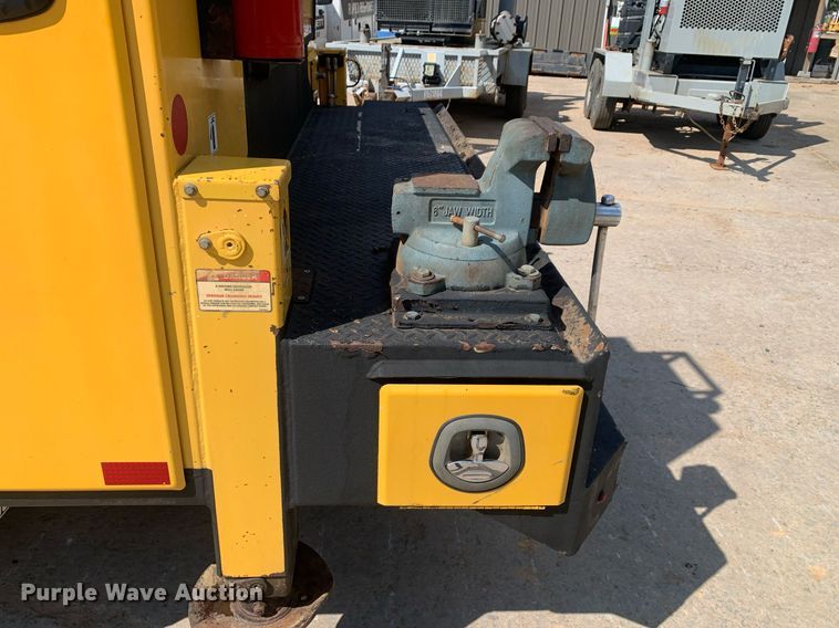 image for item DM1821 2014 Kenworth  T270 utility / service truck